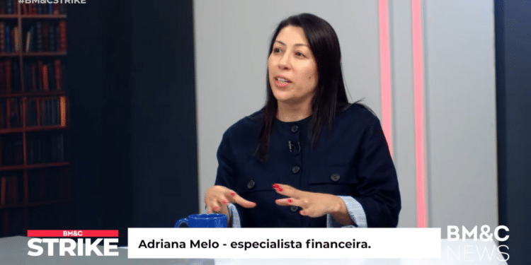 Adriana Melo, especialista financeira, fala sobre o sistema financeiro.