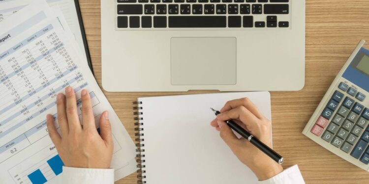 Como organizar extratos bancários em poucos minutos digitais!