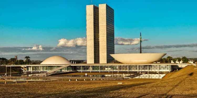 Brasília. Praça dos 3 poderes. Fiscal no radar de Brasília.