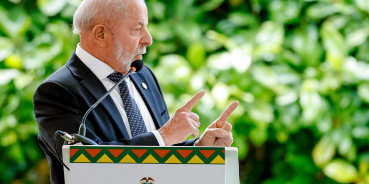 Especialista vê PT refém de Lula e aponta limites para sucessores em 2026