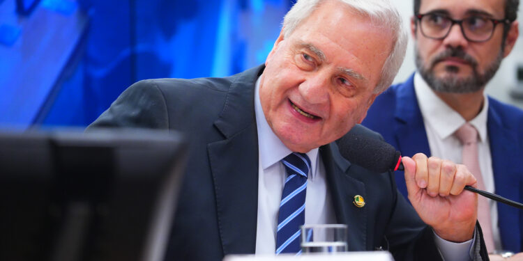 Presidente da  Confederação das Associações Comerciais e Empresariais do Brasil (CACB), Alfredo Cotait Neto (Foto: Pablo Valadares/Câmara dos Deputados)