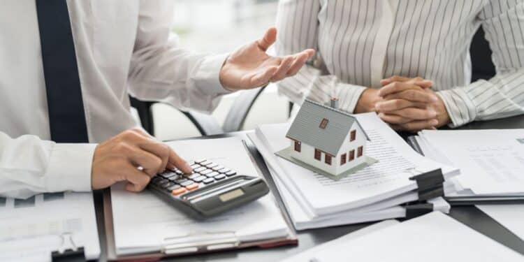 IVAR desacelera e confirma efeito da política de juros altos.