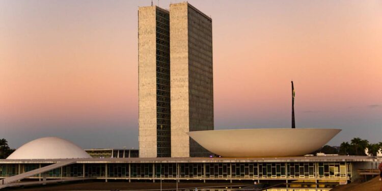 Governo corre para aprovar MP do IOF: mercado em compasso de espera