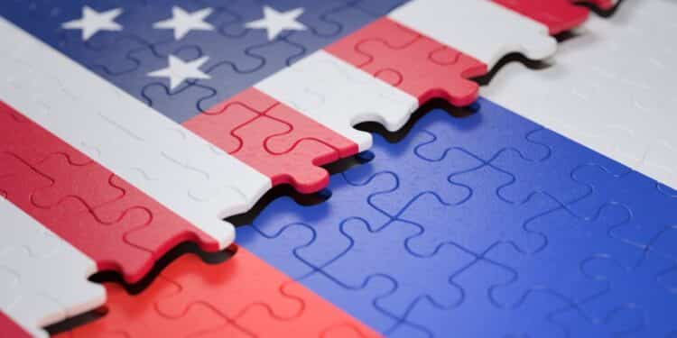 Sanções de Trump contra Rússia mudam o jogo do petróleo, avalia especialista