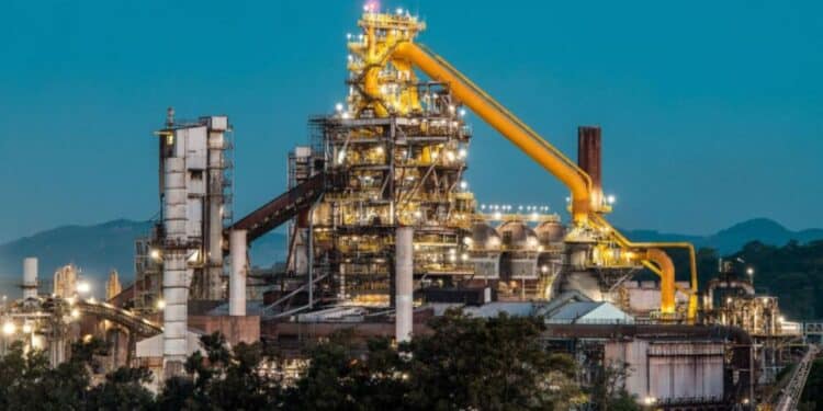 Fábrica da Usiminas.