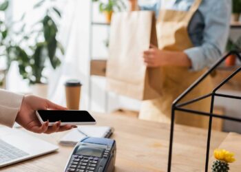 Economista aponta efeito dos precatórios no setor de varejo em agosto