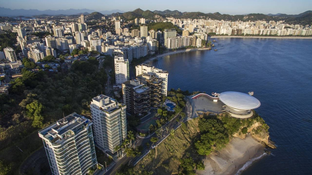 A cidade no Rio de Janeiro que atrai quem busca qualidade de vida e contato com a natureza