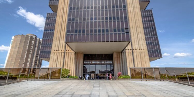 Banco Central decreta liquidação do banco Master