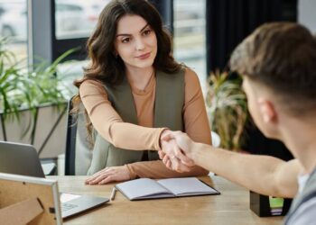 Saiu da empresa antes de 12 meses? Veja como calcular suas férias proporcionais