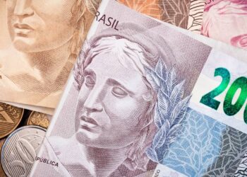 Idosos com 60 anos ou mais recebem aviso importante em novembro