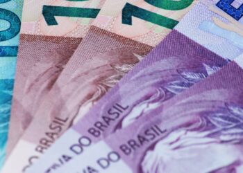 dívida família brasileira