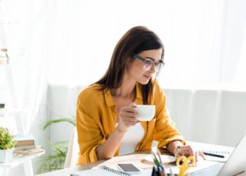 Profissões que mais crescem no trabalho remoto e como aproveitar