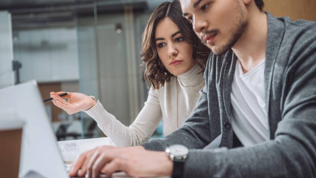 Profissões digitais crescem com a era do marketing e da criação online