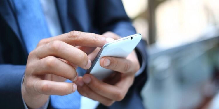 Comunicado para todos os brasileiros, o golpe do link encurtado no SMS está instalando vírus