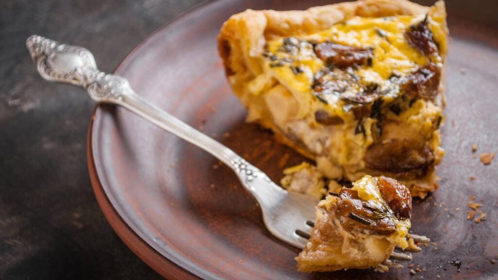 A torta salgada simples e super fofinha que você faz com o que tiver em casa