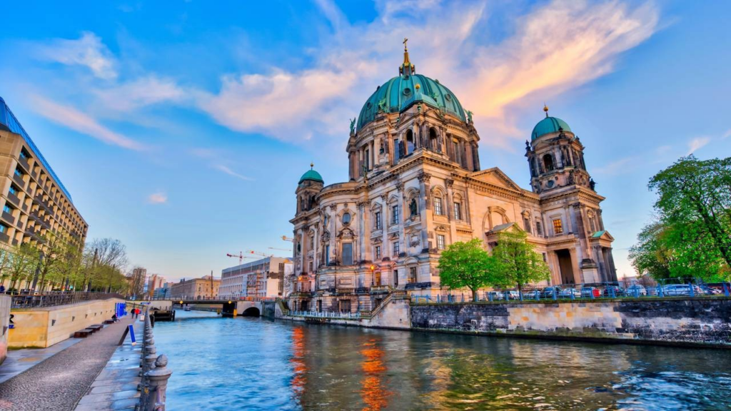 A cidade europeia que transborda história e inspira quem a visita