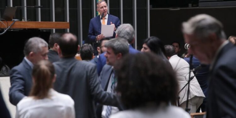 RENÚNCIAS FISCAIS É APROVADO NA CAMARA