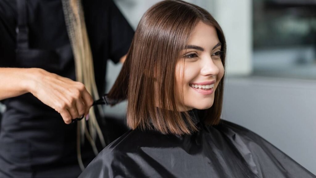 A frequência certa para cortar o cabelo e garantir fios mais saudáveis
