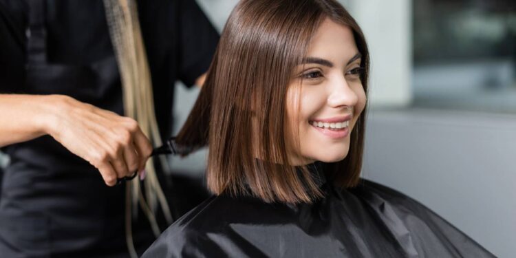 A frequência certa para cortar o cabelo e garantir fios mais saudáveis
