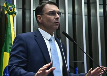 senador flávio bolsonaro