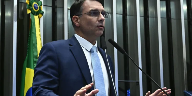senador flávio bolsonaro