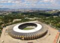O icônico gigante de concreto inaugurado em 1965 com capacidade para 61.927 torcedores que se consolidou como o coração do futebol mineiro