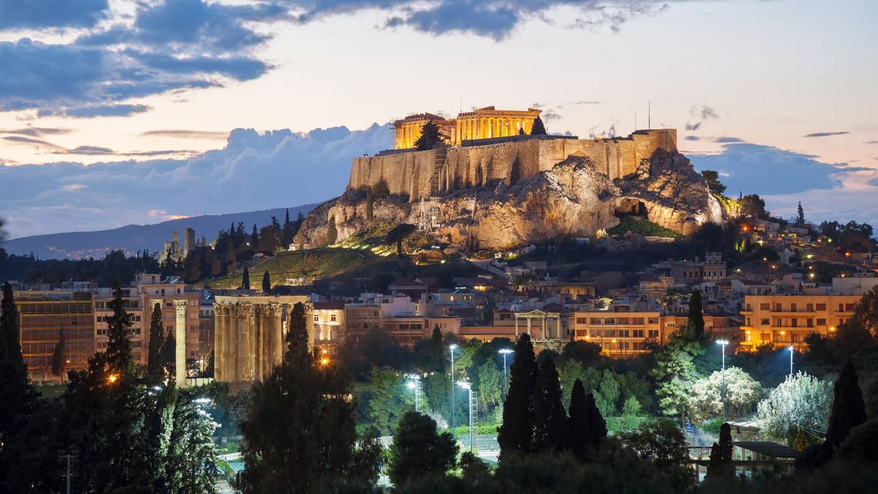 Com 46 colunas de mármore no peristilo, o Parthenon em Atenas virou o maior recorde da arquitetura clássica da história mundial