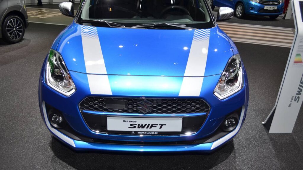 Os 5 melhores carros esportivos para quem tem o orçamento mais curto