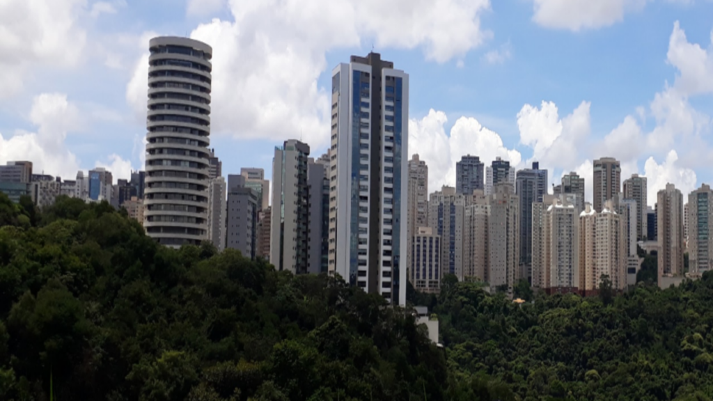 Cidade mineira a 750 metros de altitude reconhecida por sua qualidade de vida perto da capital