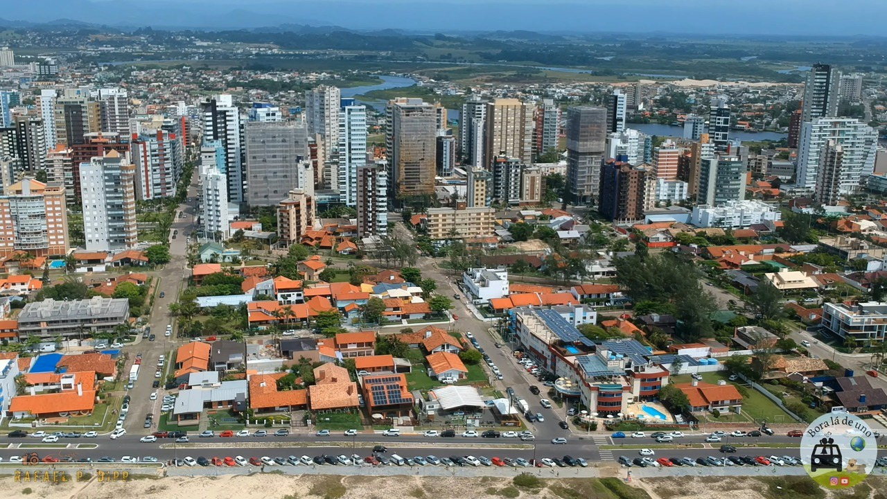 A cidade sulista que encanta com paisagens à beira-mar e revela o seu charme