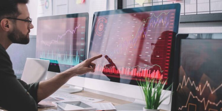 A profissão mais procurada da década envolve números, decisões e inovação