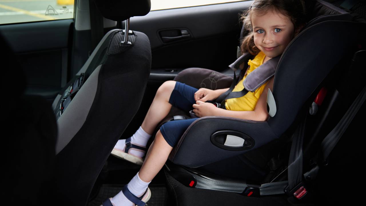 Lei da Cadeirinha: aprenda regras para transportar crianças em veículos