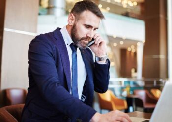 Recebeu um Pix inesperado? Entenda o golpe do Pix errado e por que você nunca deve devolver na hora