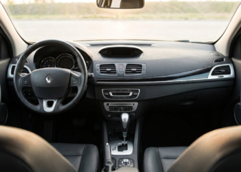 Sedã robusto e pouco lembrado oferece bom pacote de itens por preço acessível