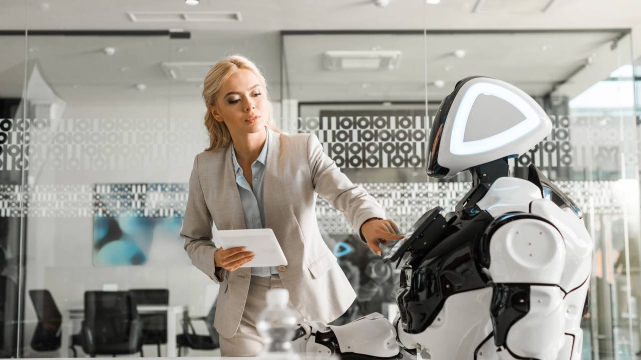 Essas profissões estão entre as mais ameaçadas pela inteligência artificial