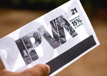 Uma notícia rara e muito bem-vinda para começar o ano: motoristas do Paraná pagarão o IPVA mais barato do país em 2026 - Créditos: depositphotos.com / rafapress