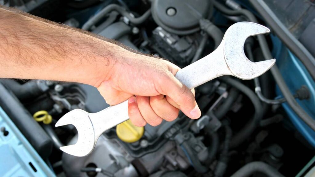 Do extintor à lanterna: o que nunca pode faltar no seu carro