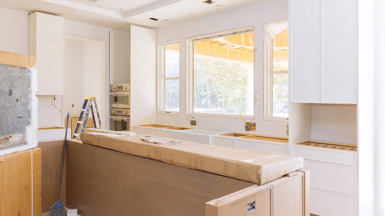 Quanto custa reformar a cozinha por metro quadrado e o que deixa mais caro no valor da obra?