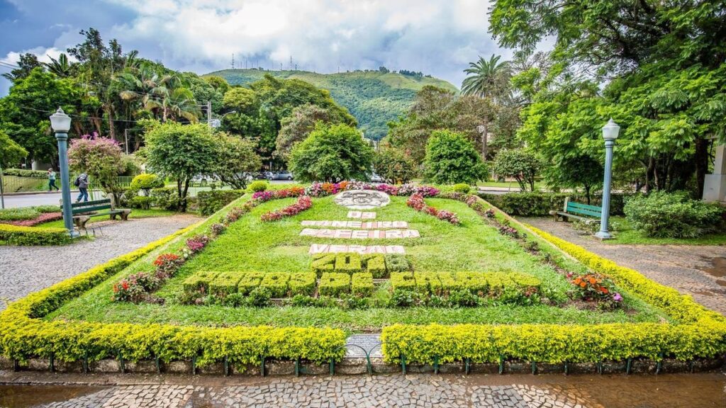A cidade mineira que conquistou os brasileiros com um clima serrano e uma rica história