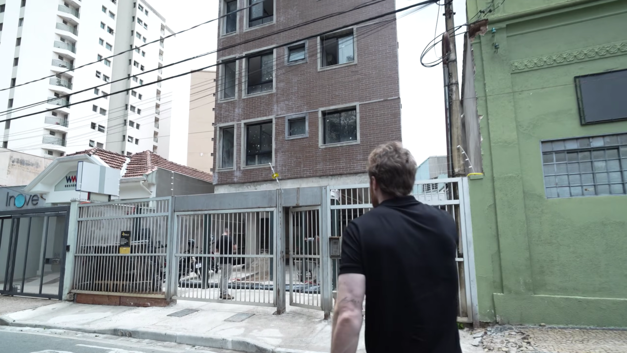 prédio velho que virou apartamento premium e agora rende mais do que muitos negócios