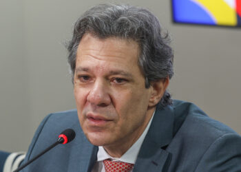 MINISTRO FERNANDO HADDAD COMENTA SOBRE CASO DO BANCO MASTER