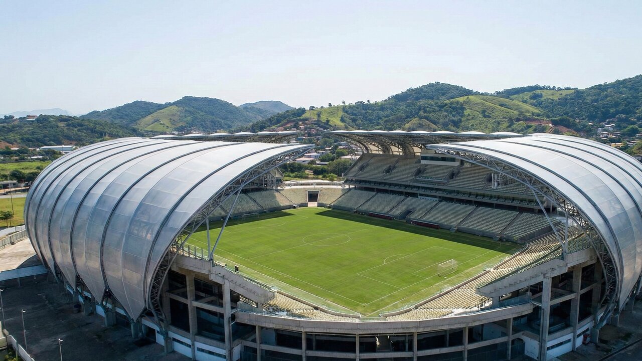Com 21 mil lugares e uma cobertura inspirada em pétalas, a arena em Cariacica virou o maior estádio do Espírito Santo e palco de jogos nacionais