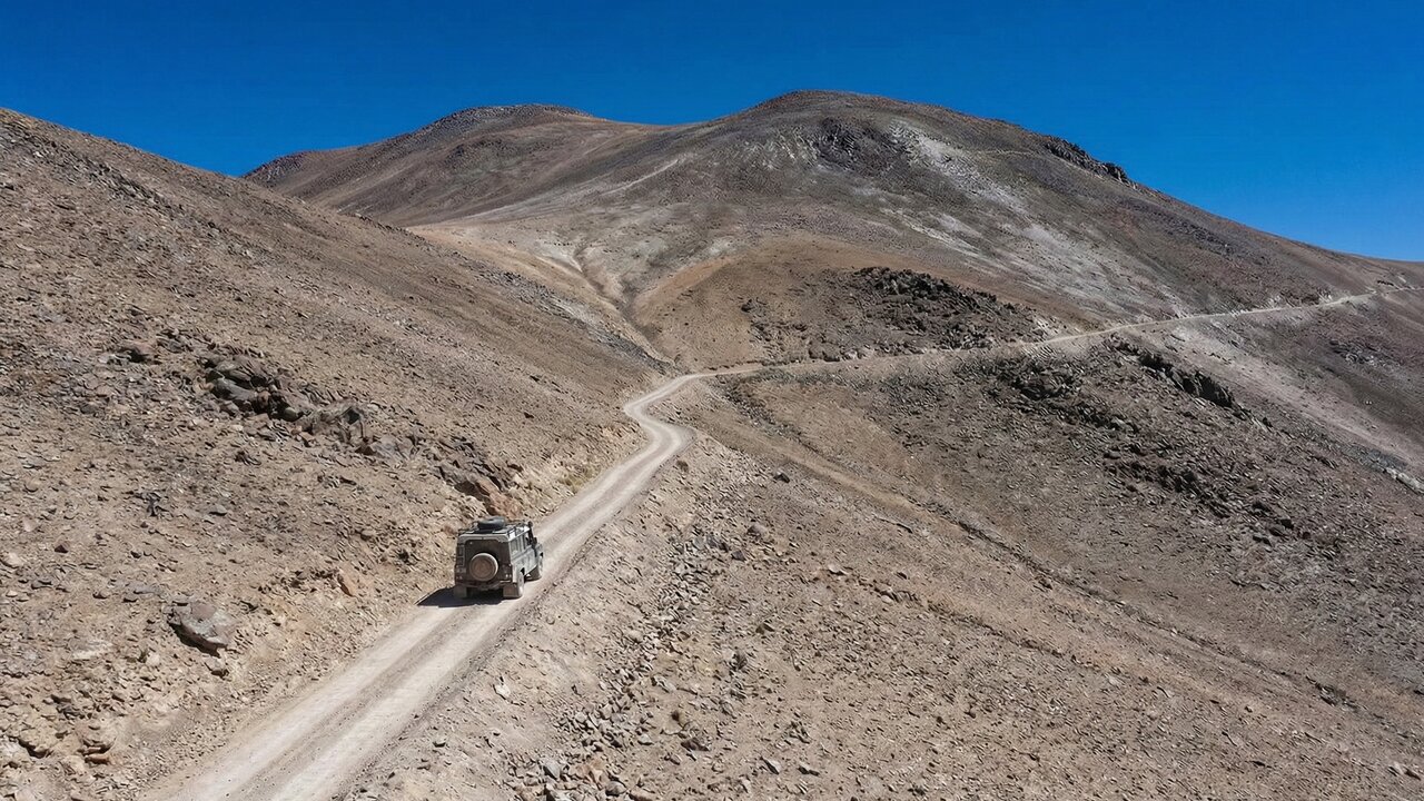 Estrada na Argentina ganha fama por desafiar motores; subindo a 4.800m, a Abra del Acay testa carros com a falta de oxigênio