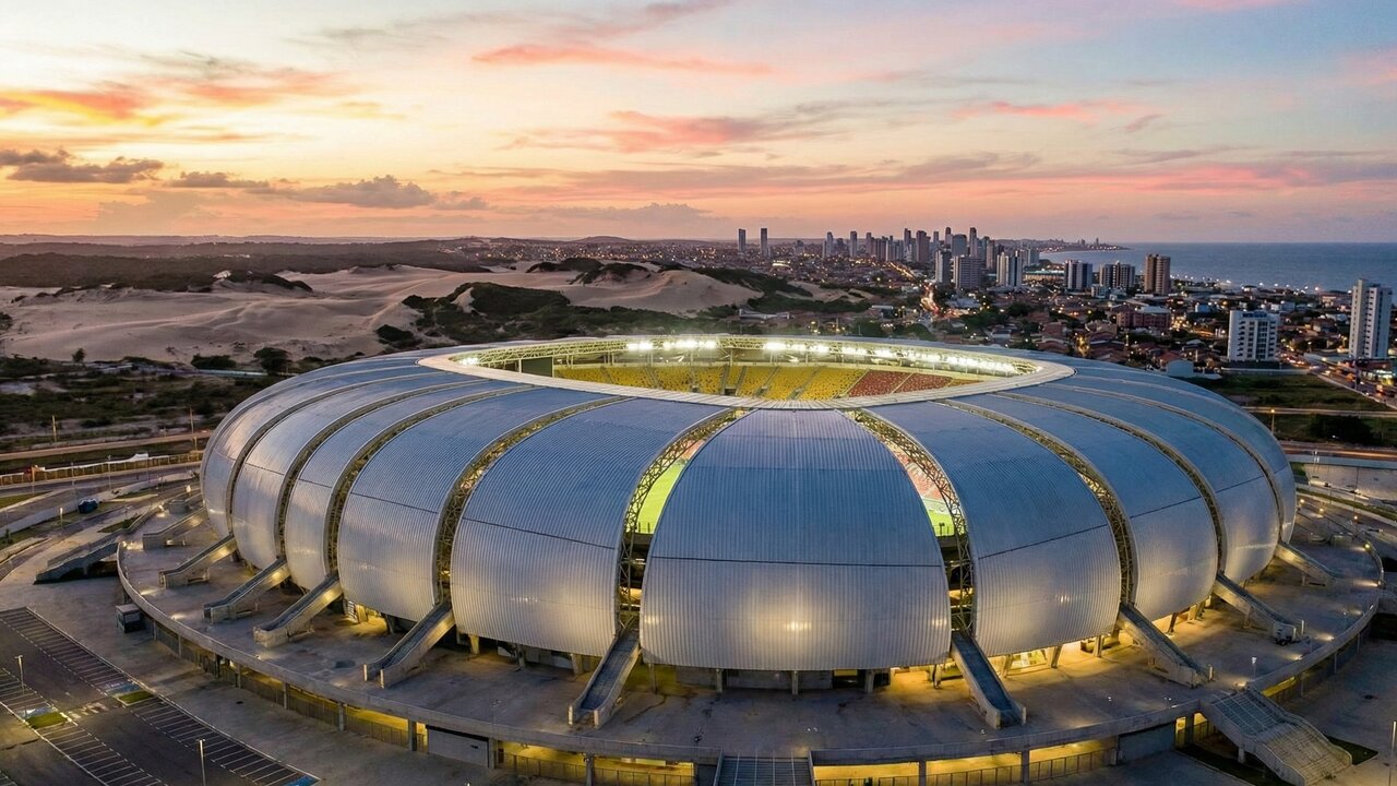 Com 20 pétalas metálicas gigantes e inspirada nas dunas a Arena das Dunas virou um ícone de ventilação natural e arquitetura moderna em Natal