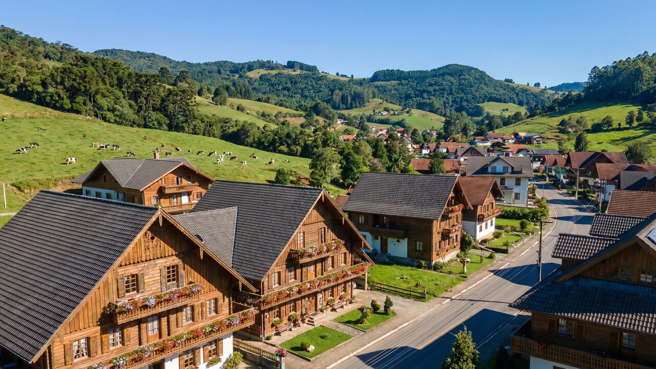 O Tirol brasileiro: a cidade catarinense fundada por austríacos que preserva a arquitetura e a cultura alpina
