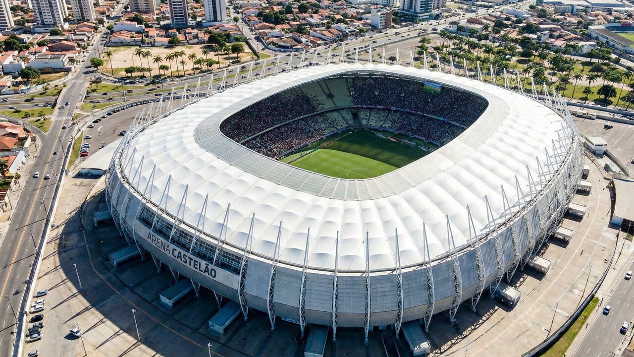 Com capacidade para 63 mil pessoas e legado da Copa, a arena virou o maior palco do futebol e de mega shows no Nordeste