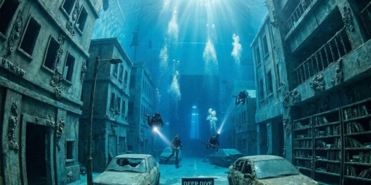 Com impressionantes 60 metros de profundidade, a estrutura abriga uma cidade submersa e é a piscina mais profunda do planeta