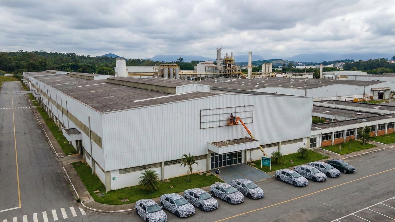 Marca brasileira planeja produzir 120 mil híbridos a etanol por ano e quer assumir fábrica estrangeira fechada