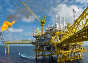 PLATAFORMA DE PETRÓLEO