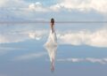 Salar de Uyuni: o espelho infinito e os segredos do maior deserto de sal do mundo // Créditos: depositphotos.com / sunsinger